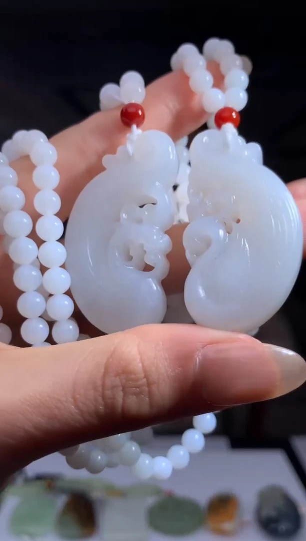 【闪购商品】定制和田玉Boss阳天然和田玉（拍一发一）