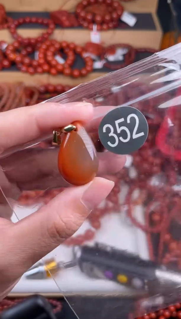 【闪购商品】南红玛瑙珠宝奇石未镶嵌352-