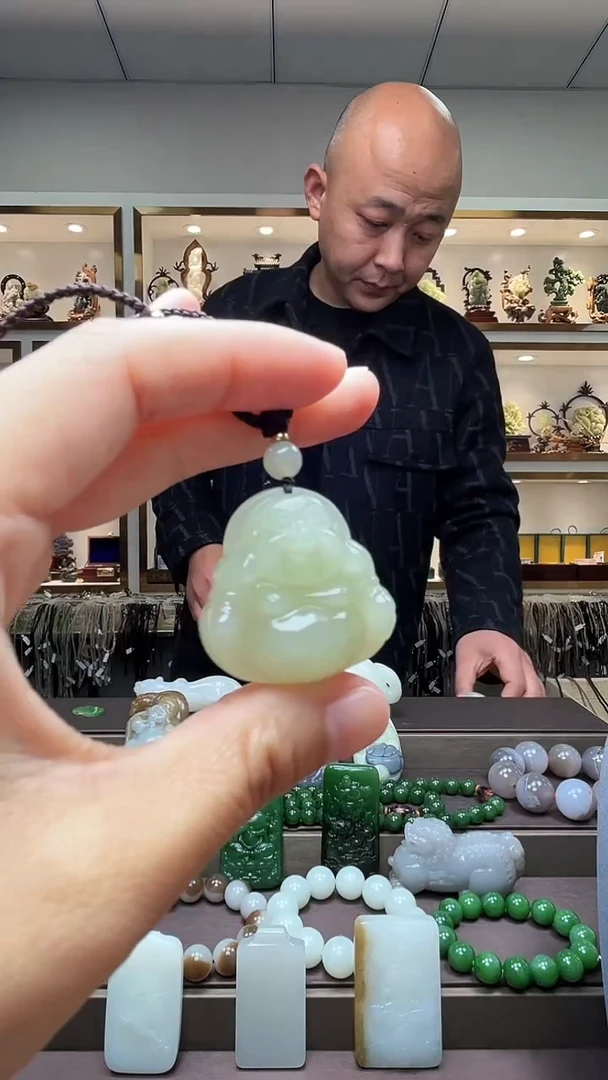 【闪购商品】和田玉颈饰未镶嵌苏