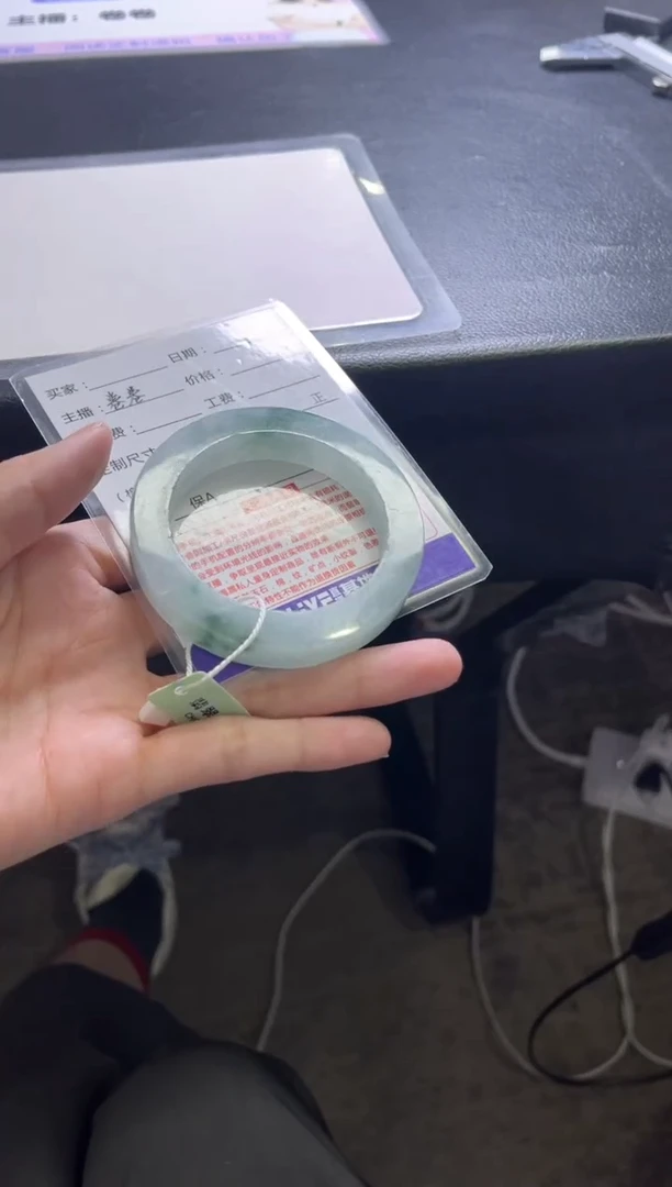 未镶嵌手镯定制翡翠川*定制手镯不退不换