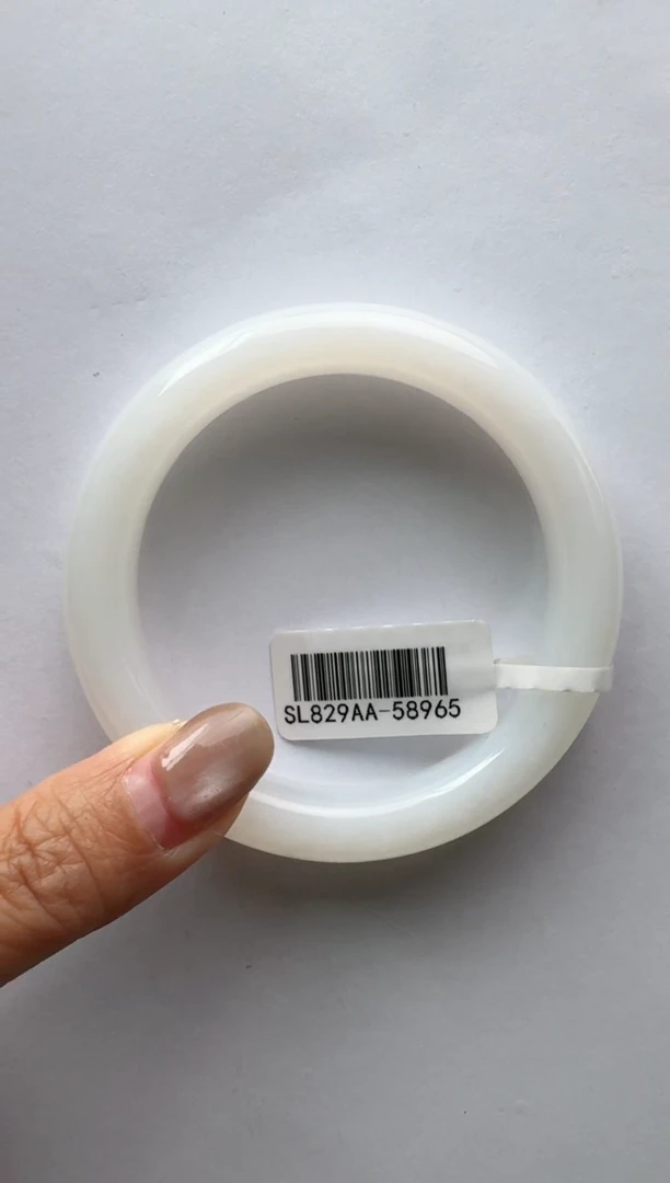 未镶嵌手镯和田玉55