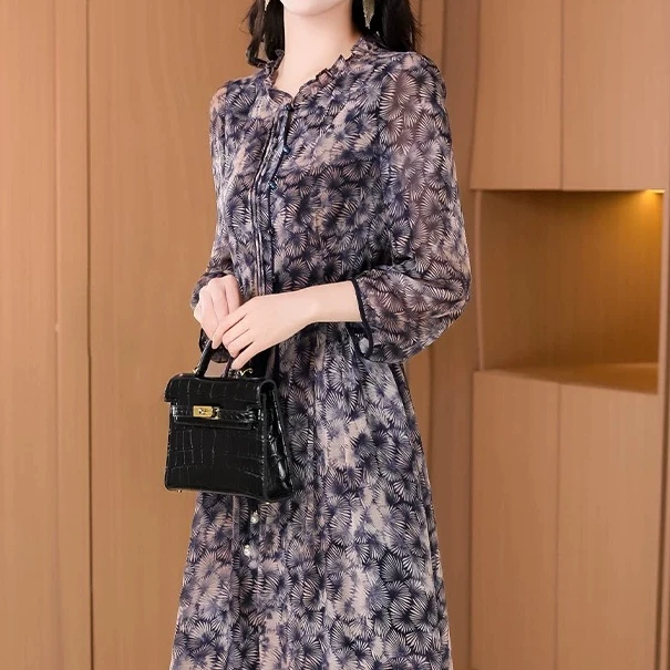 2025新款杏叶翩翩高端奢华连衣裙春秋季2025新款长袖洋气碎花裙子
