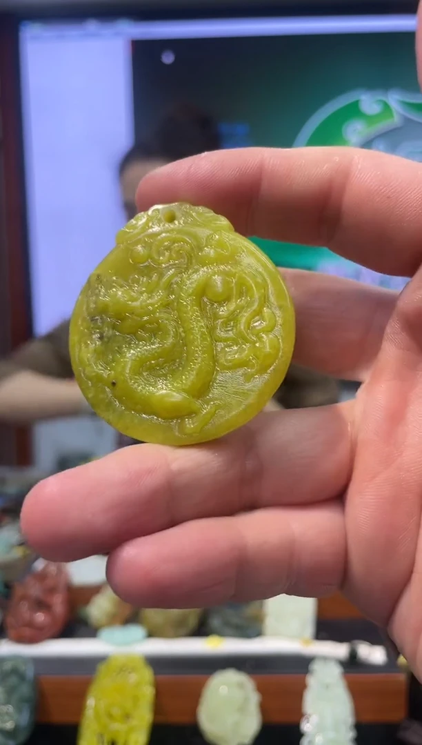 【闪购商品】岫玉吊坠未镶嵌·