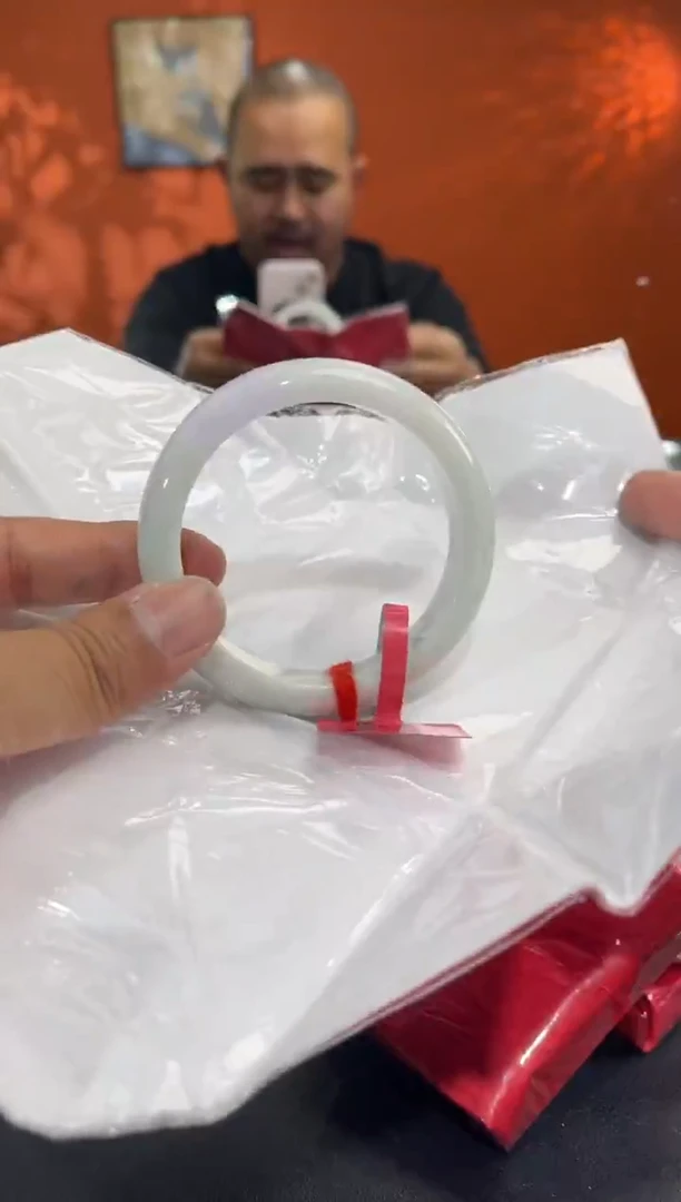 未镶嵌手镯翡翠9 57