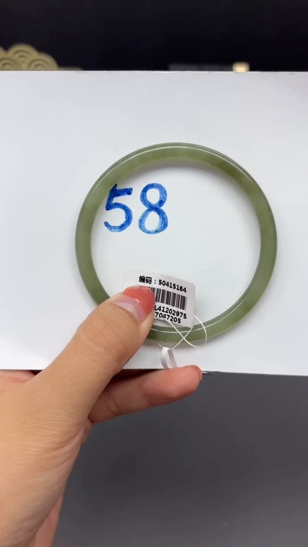 未镶嵌手镯和田玉5164