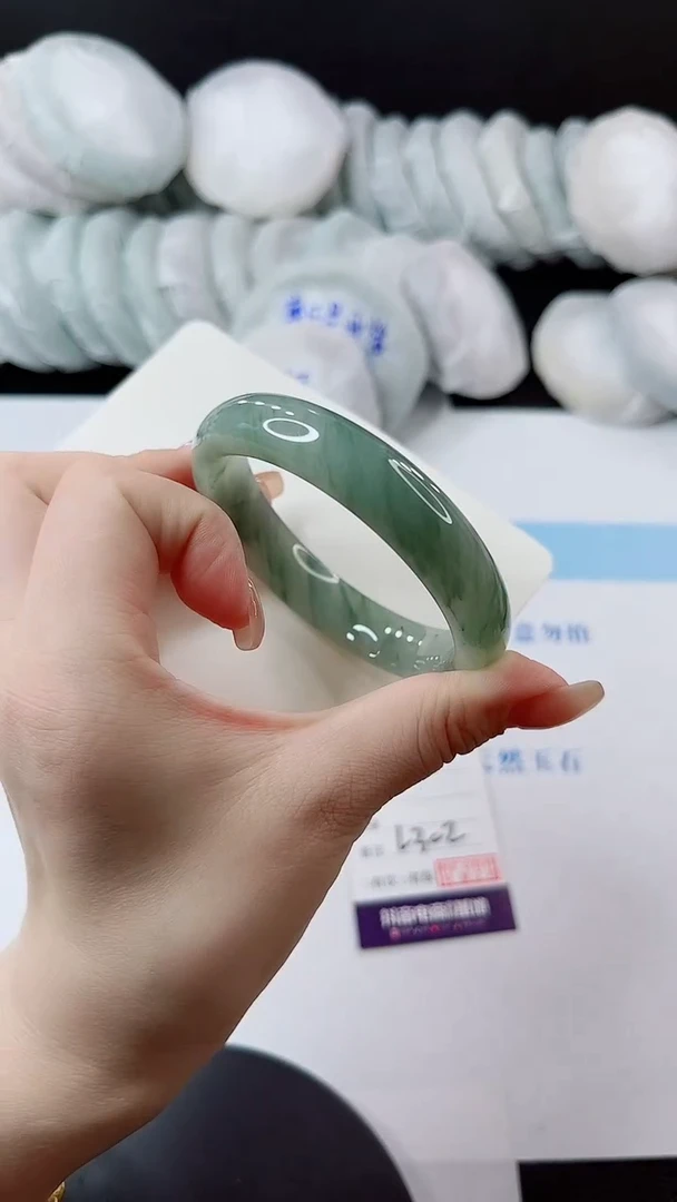 未镶嵌手镯石英质玉多样性发货L302