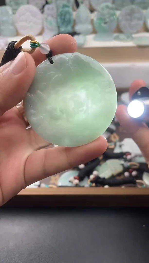 颈饰未镶嵌翡翠25/11/9/.44