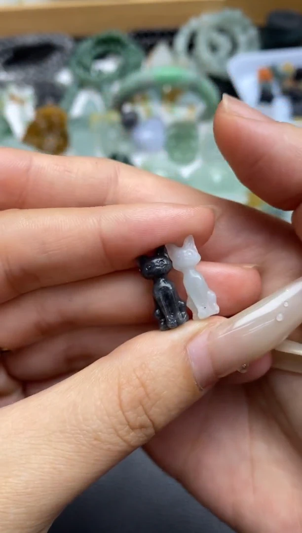 未镶嵌定制翡翠翡翠毛货~