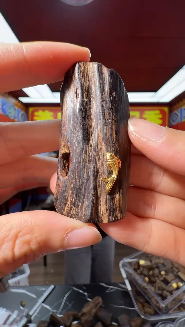 沉香吊坠d105富森多样性发一