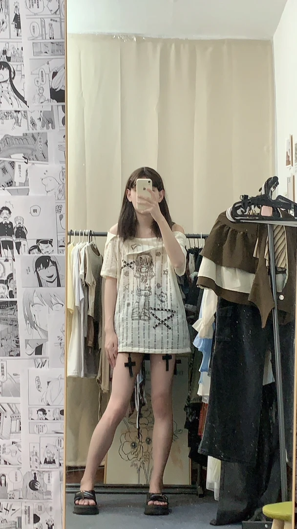 辣妹卡通吊带一字露肩短袖T恤罩衫女夏季亚文化y2k穿搭设计感上衣