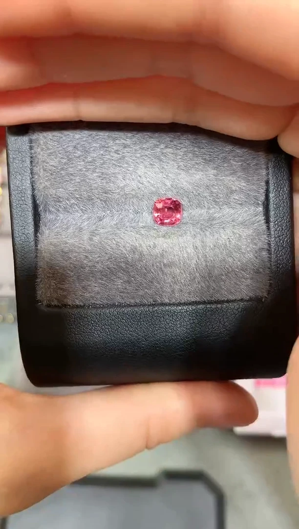 【闪购商品】定制尖晶石裸石未镶嵌枕型 蔷薇色调 1.02ct