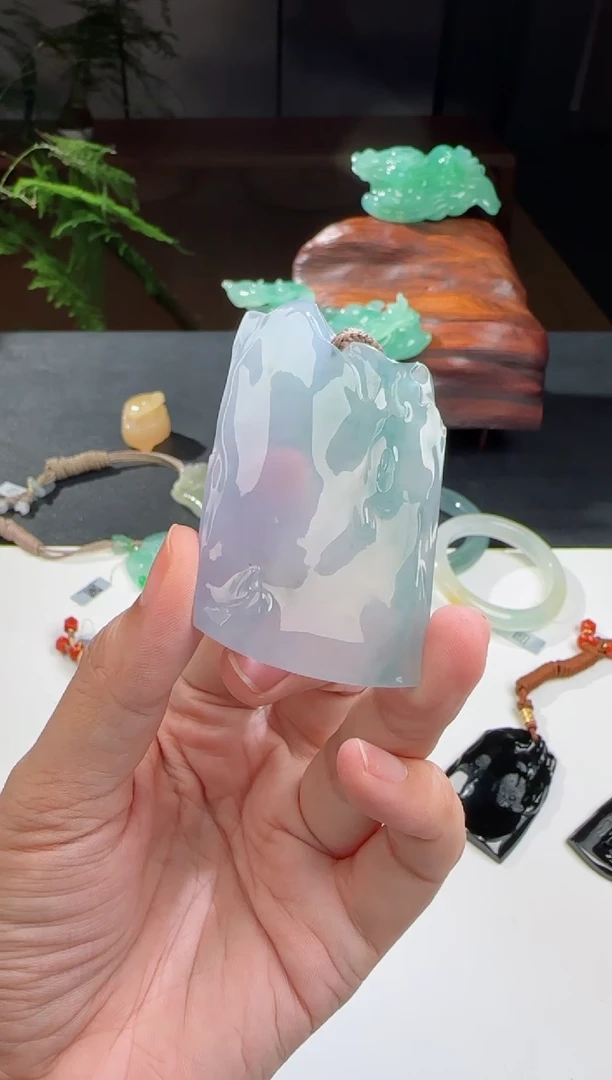 翡翠摆件未镶嵌【洋洋】