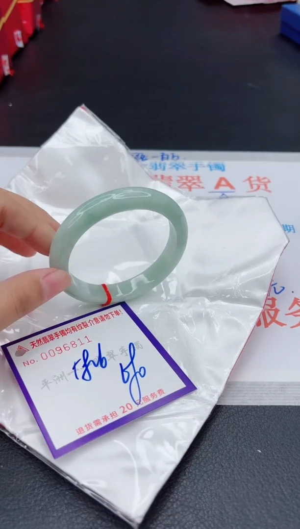 翡翠手镯未镶嵌1111111111