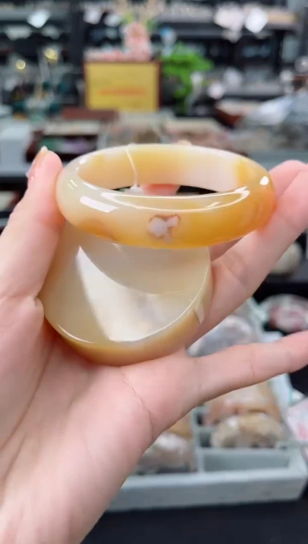 【闪购商品】石英质玉手镯未镶嵌55圈口（赠品镯心）35572160