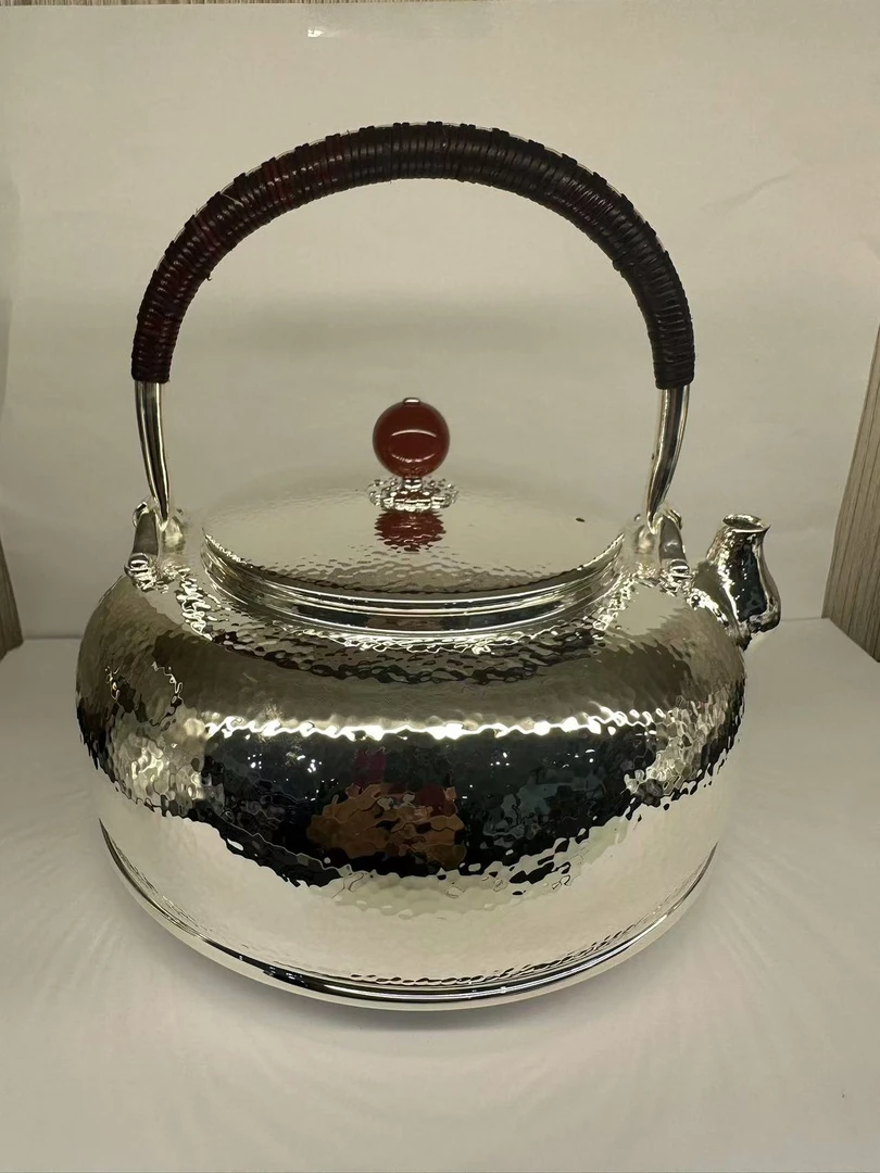 新品手工素面鹰嘴锤纹提梁银壶