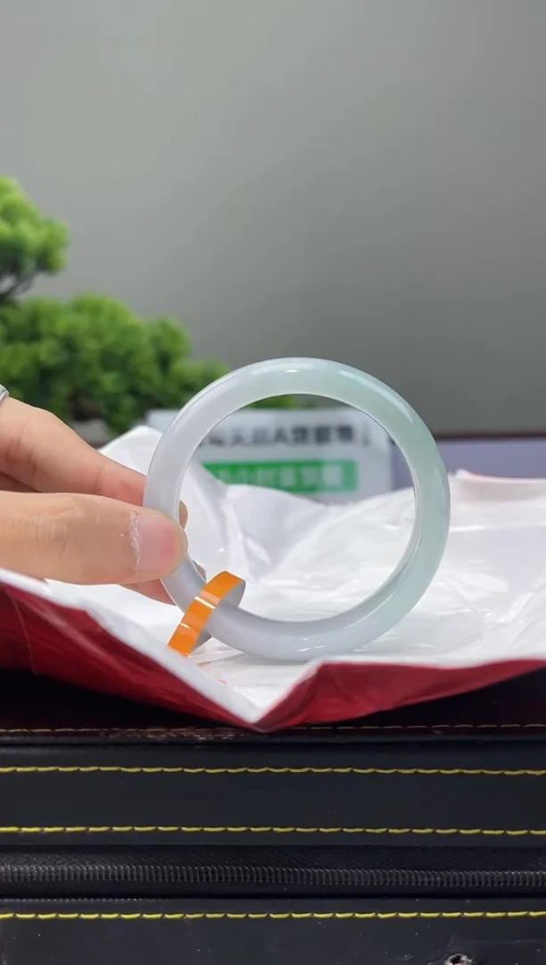 【闪购商品】翡翠手镯未镶嵌手镯15