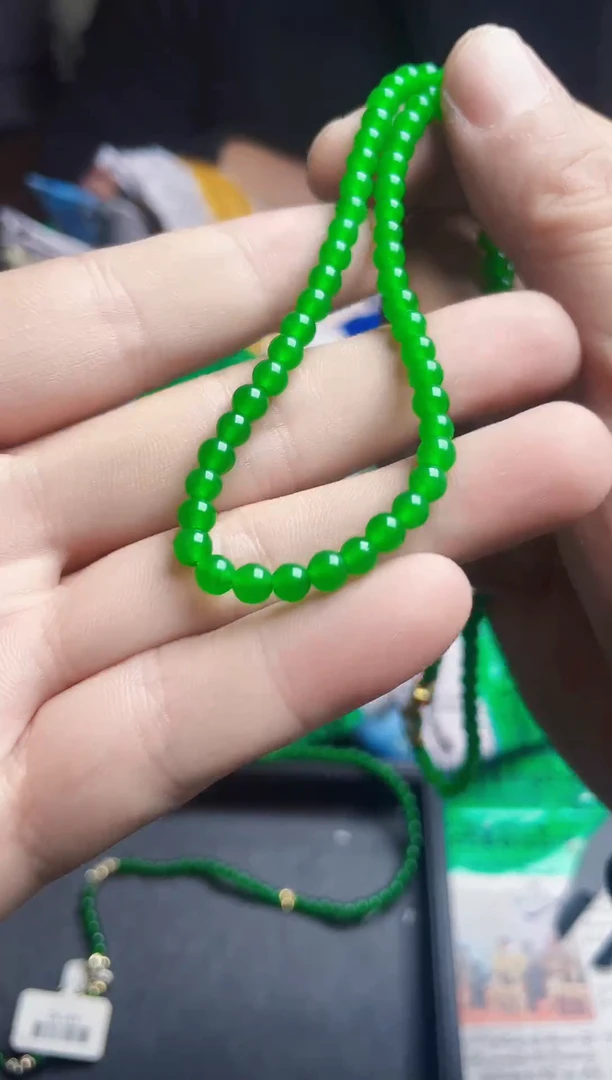 强子收货--所见即所得--多样性发货--FH1145绿色小米珠