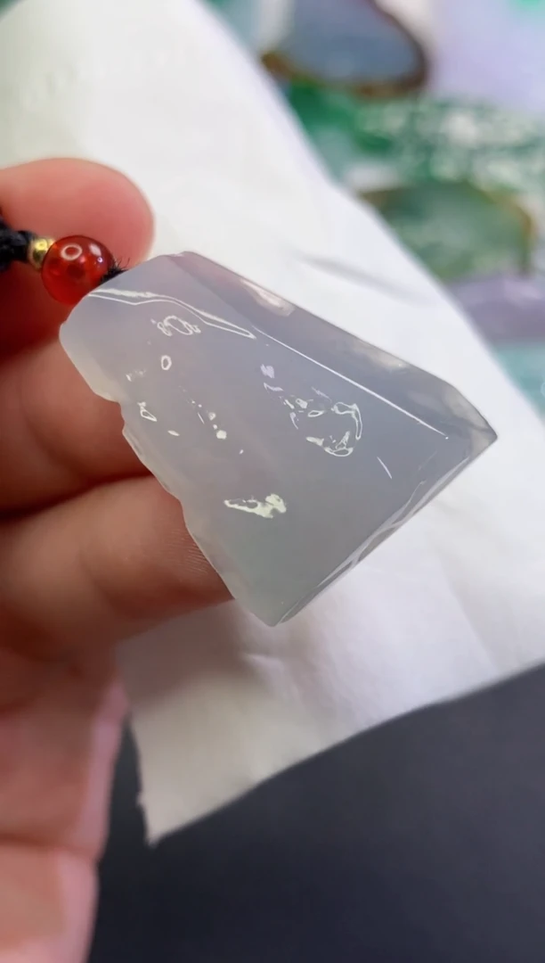 翡翠未镶嵌吊坠(不含链)644