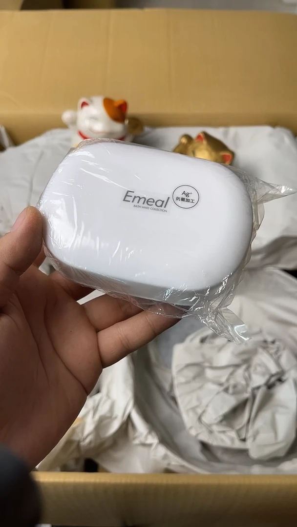 大*鲸日瓷回流白色摆件