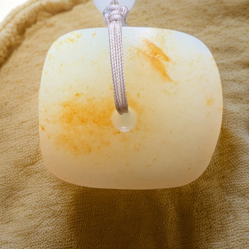 和田玉吊坠(不含链)未镶嵌