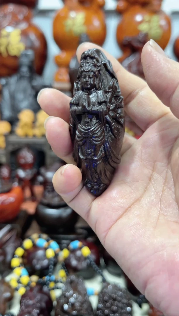 【闪购商品】实木纯手工雕刻千手观音