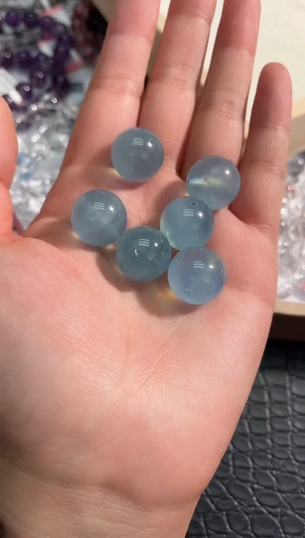 【闪购商品】海蓝宝石颈饰未镶嵌1