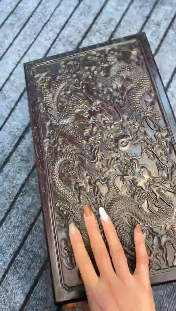 木紫檀雕刻一物一拍