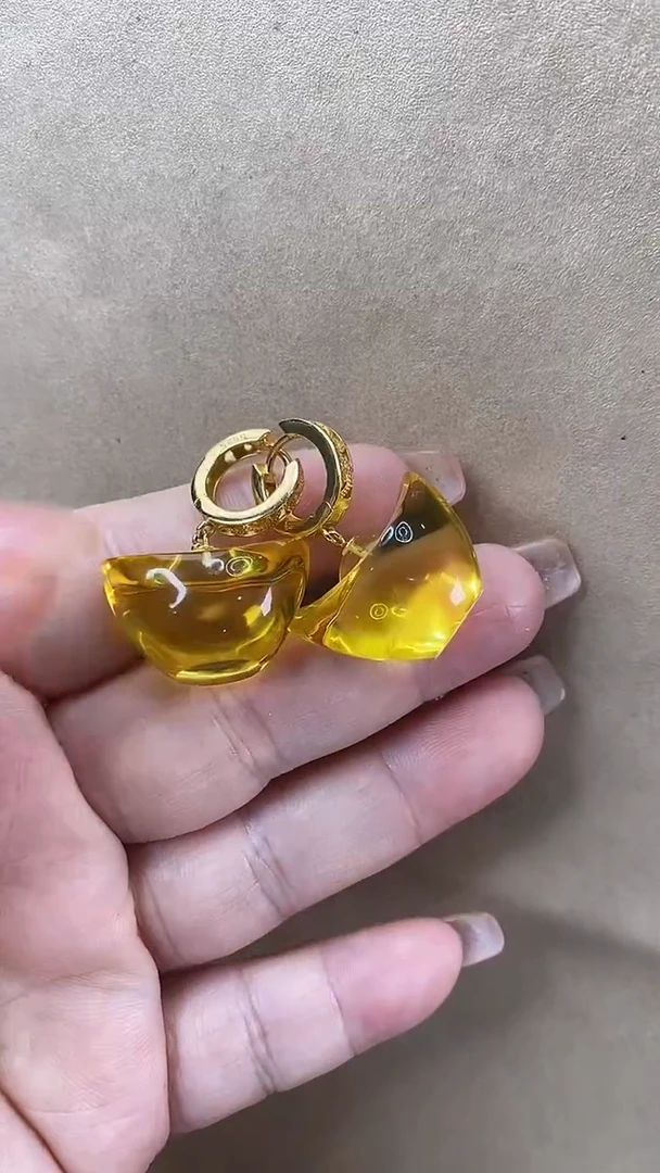 琥珀颈饰未镶嵌耳环