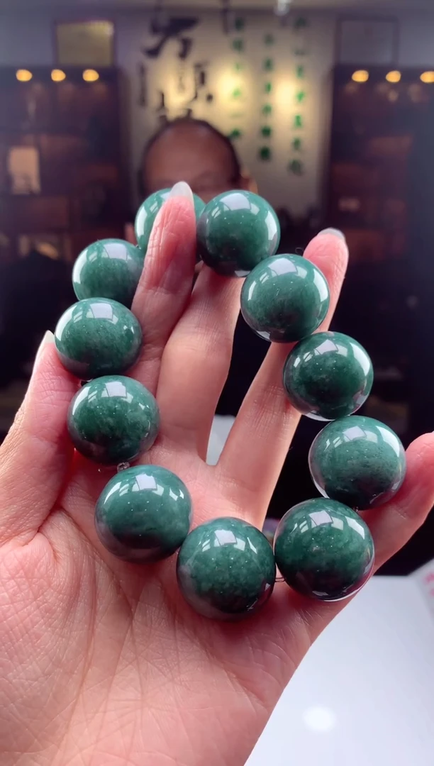 【闪购商品】定制翡翠未镶嵌挂件发货（拍一发一）