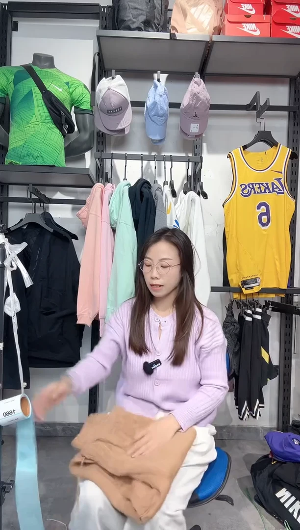 1655 编码 瑕疵款直播间过款为准 尺码
