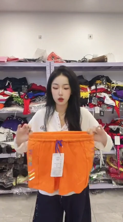 锦纶闪电购精品女装31