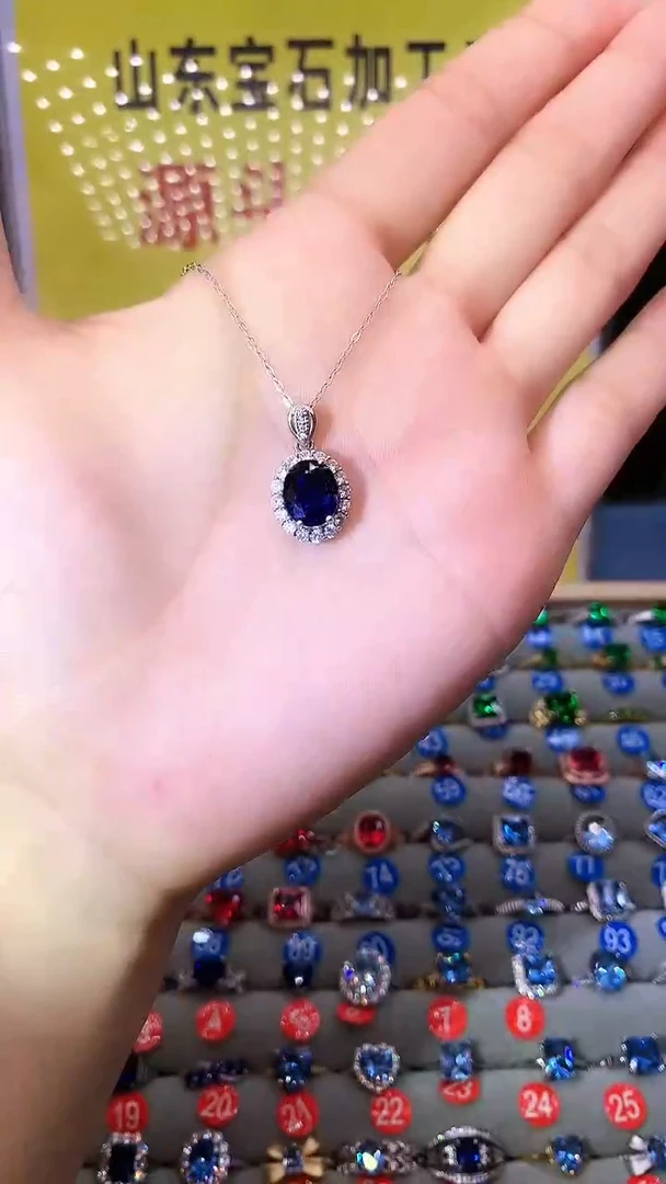 蓝宝石吊坠(赠链)银S925镶嵌.......