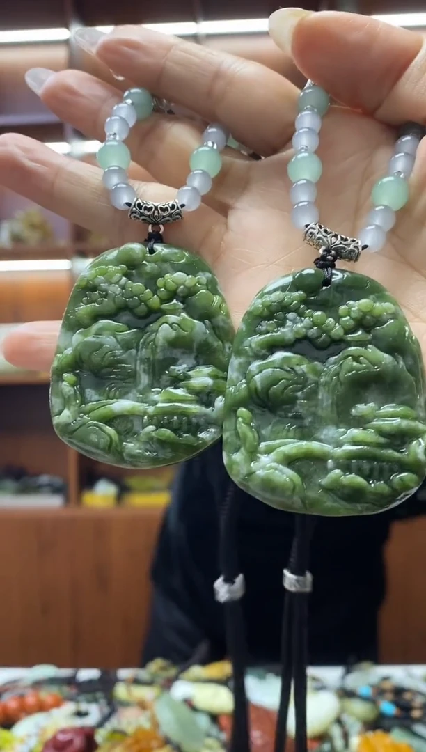 未镶嵌蛇纹石玉吊坠多样性发其一