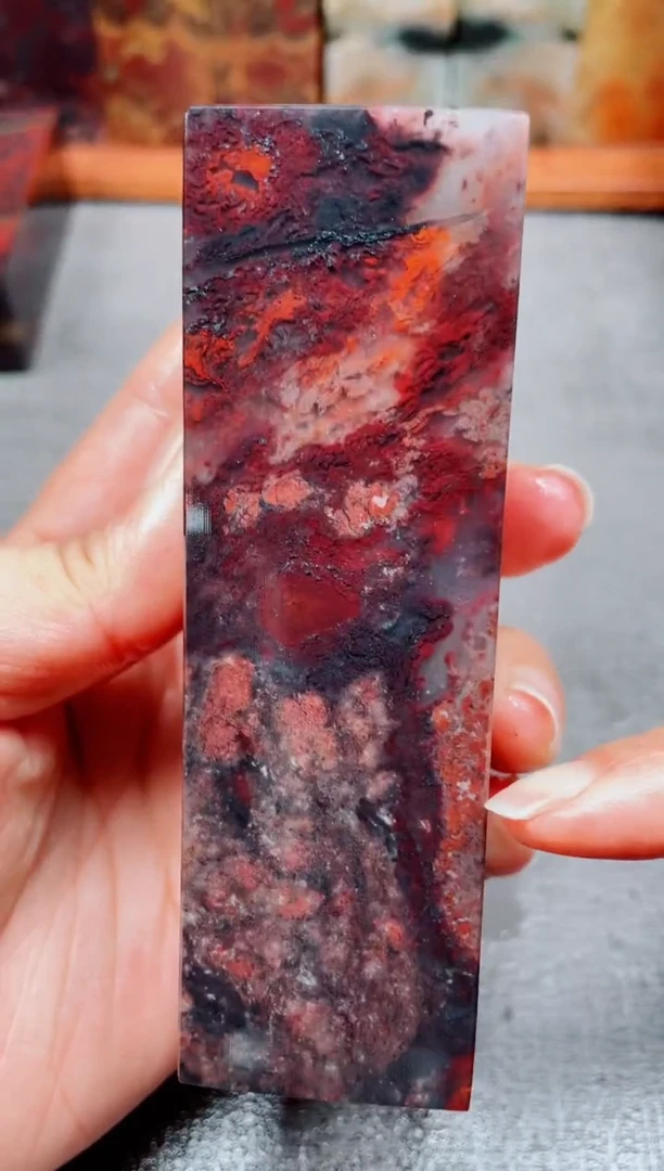 玉桂林鸡血玉素章21 3.5左右