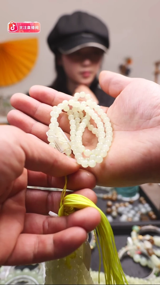 未镶嵌手串和田玉（糖玉）和田玉手串