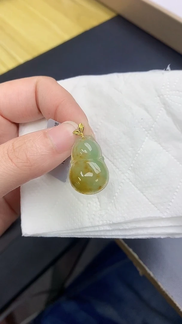颈饰18K金镶嵌翡翠天然缅甸A货百元以上9元证书费自理