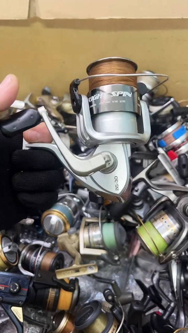 木***e微瑕钓鱼轮，直播间讲解为准，看清楚再拍，如有拆卸不退换