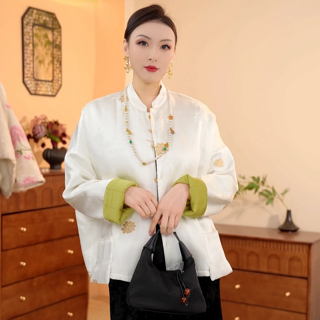 延原有你｜高端新中国风白色绣花冬季缎提花金蝴蝶女士-5526