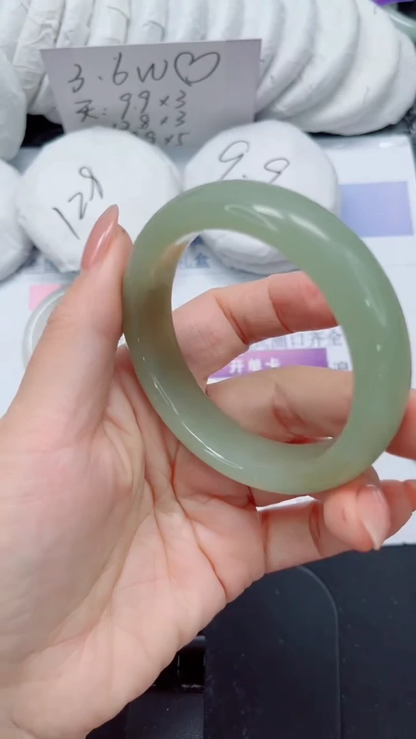 未镶嵌手镯石英质玉273-58