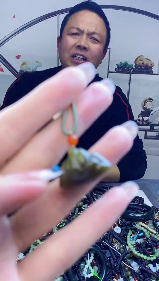 颈饰未镶嵌和田玉多样性发拍一发一