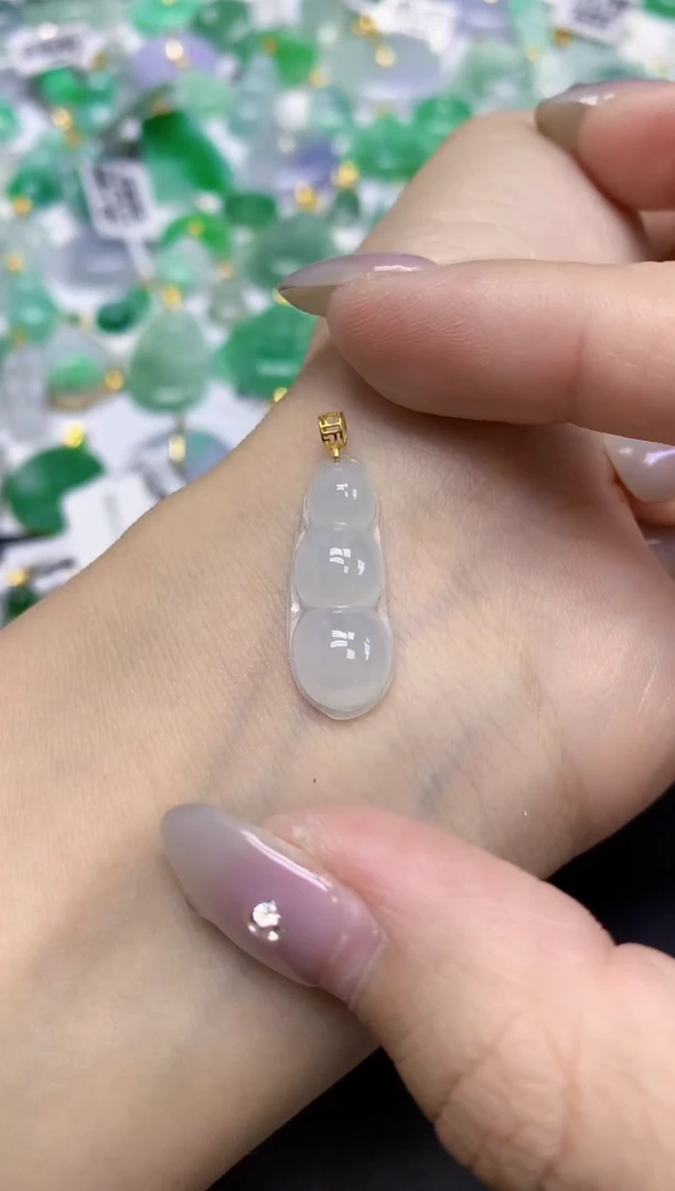 颈饰18K金镶嵌翡翠天然缅甸翡翠A货百元以上9元证书费自理