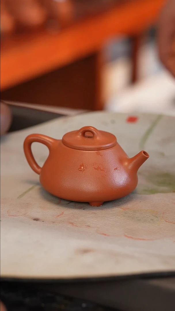 茶壶紫砂全手 大红袍 子冶石瓢 170cc