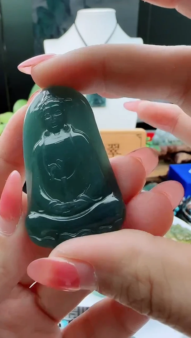 【闪购商品】翡翠颈饰未镶嵌多样性随机一件发货