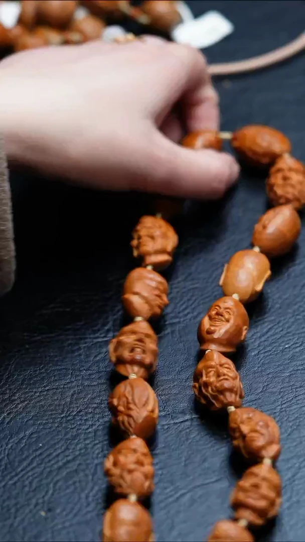 【闪购商品】橄榄核吊坠苏工橄榄核