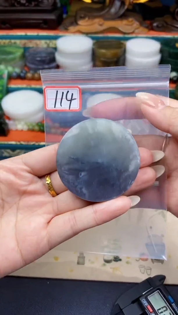 和田玉未镶嵌颈饰和田玉