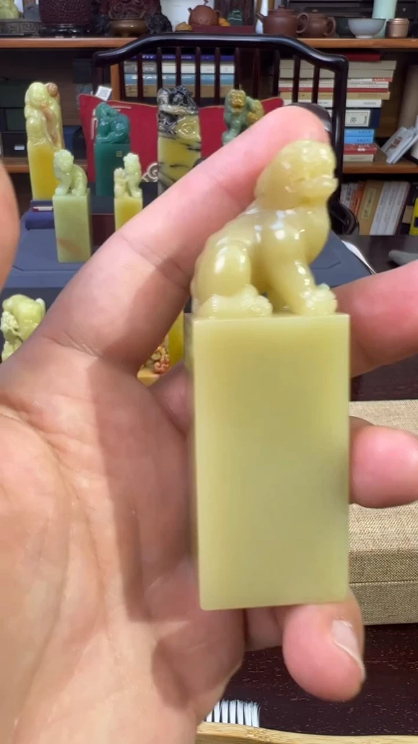 【闪购商品】印度石灯光冻瑞兽钮