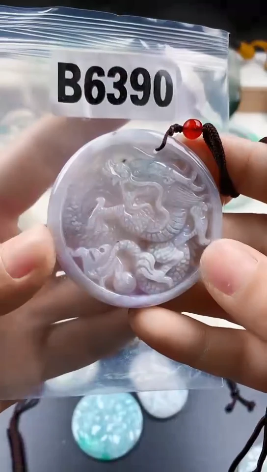 颈饰未镶嵌翡翠天然翡翠吊坠挂件
