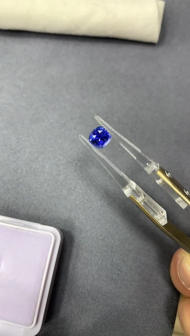 【闪购商品】蓝宝石裸石未镶嵌1.66ct AGL00487