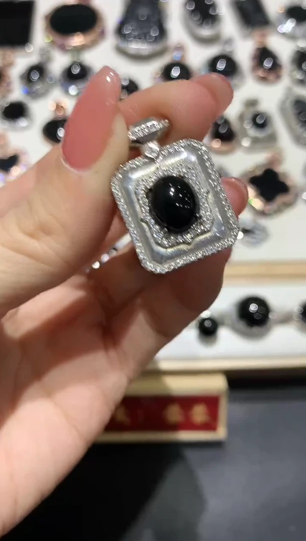 【闪购商品】翡翠吊坠(不含链)银S925镶嵌22多人多样性随机发货1件