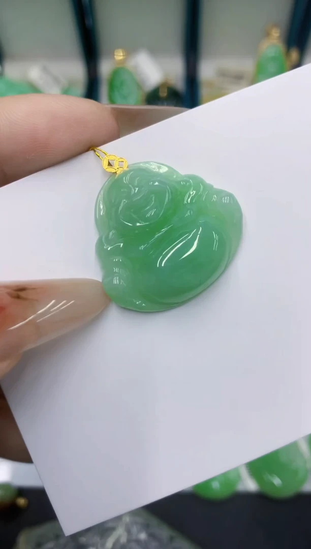 颈饰18K金镶嵌翡翠111111